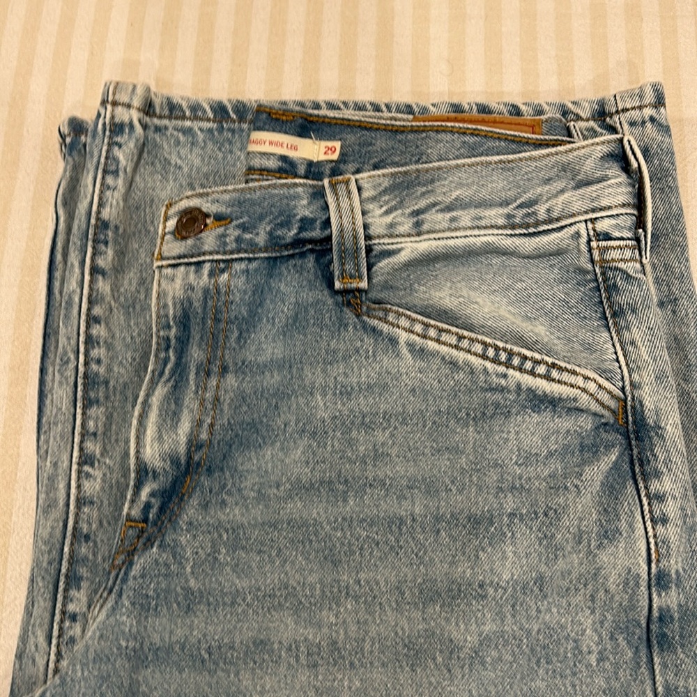 Levi’s ‘94 baggy wide leg